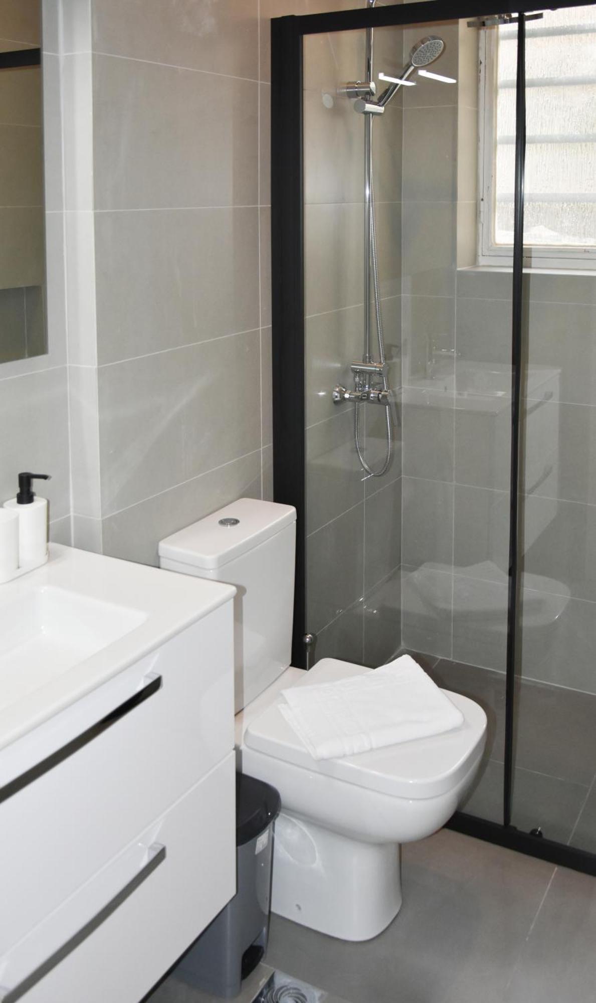 Spacious Modern Apartment In Pagkrati Athene Buitenkant foto