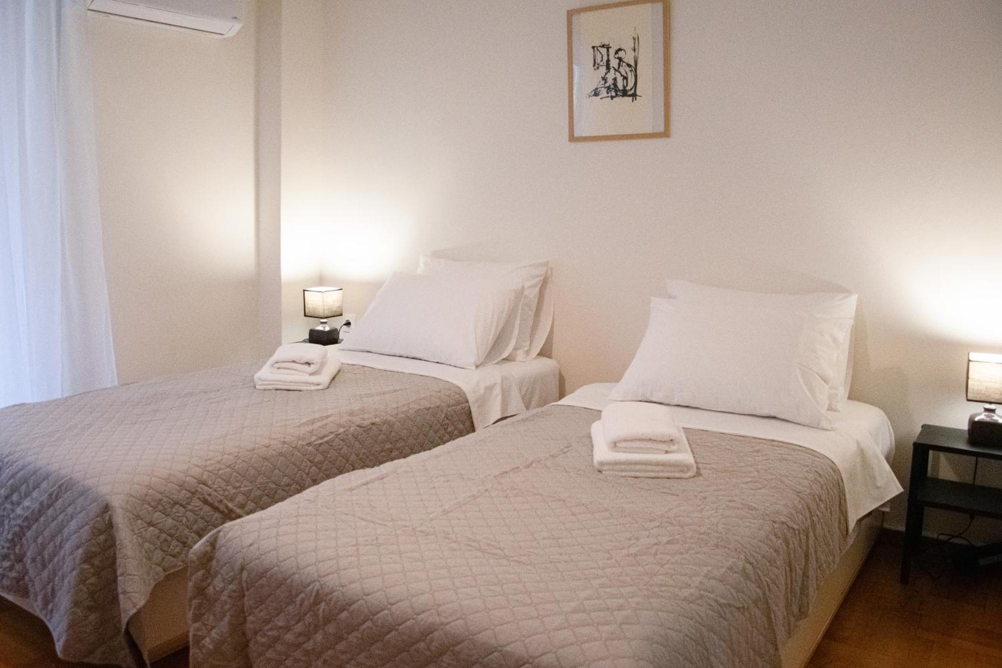 Spacious Modern Apartment In Pagkrati Athene Buitenkant foto